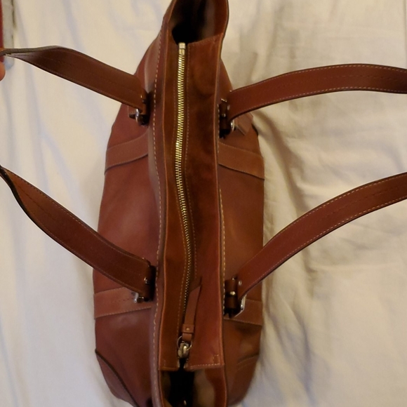 Coach leather purse - Picture 8 of 8